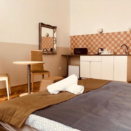 Downtown Apartment Budapeste Exterior foto