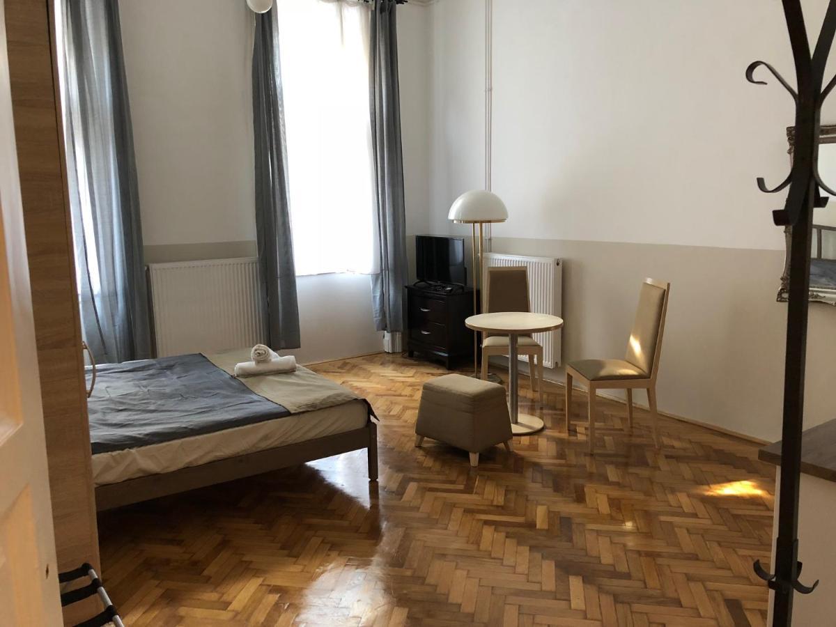 Downtown Apartment Budapeste Exterior foto